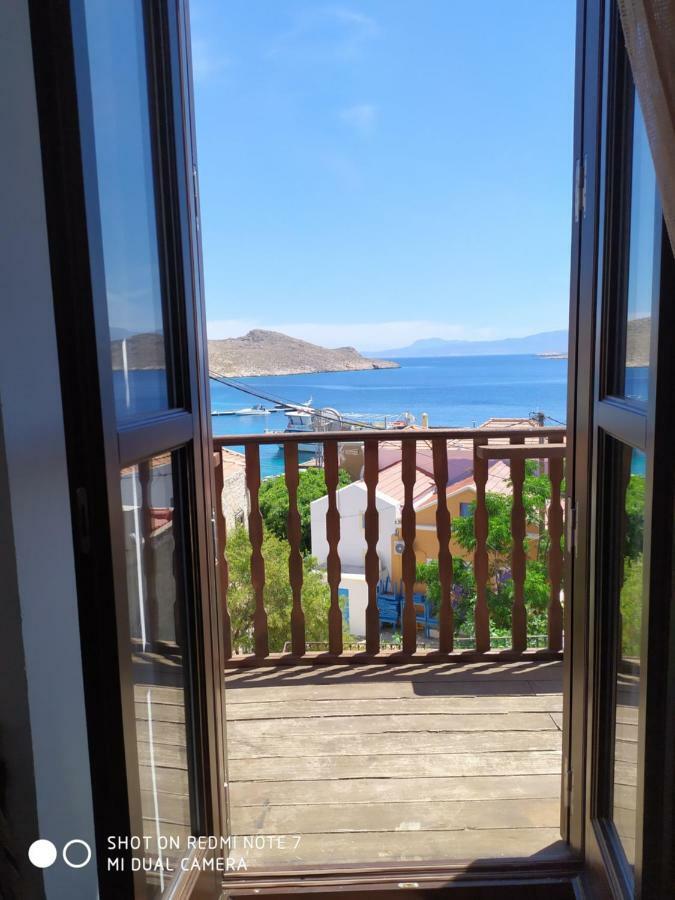 Villa Chrysodimi Chalki Town Esterno foto